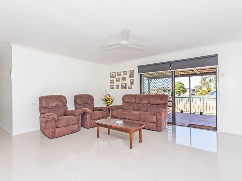 Photo - 3 Angela Street, Boronia Heights QLD 4124 - Image 5