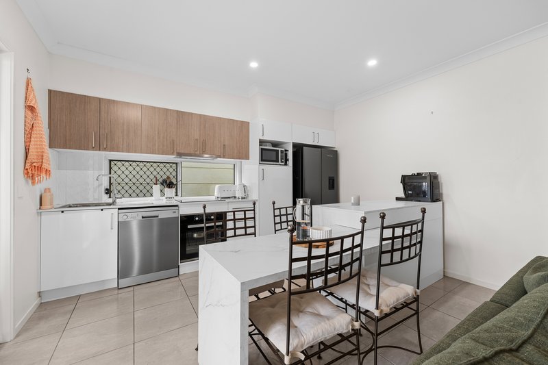 Photo - 3 Anna Lane, Deception Bay QLD 4508 - Image 4