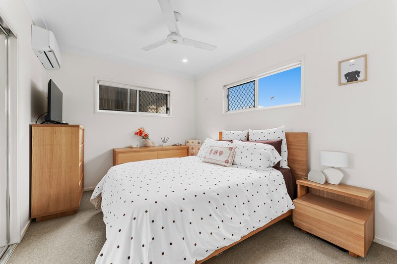 Photo - 3 Anna Lane, Deception Bay QLD 4508 - Image 8
