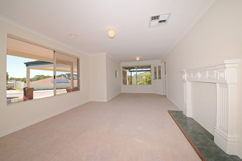 Photo - 3 Annandale Circle, Kinross WA 6028 - Image 4