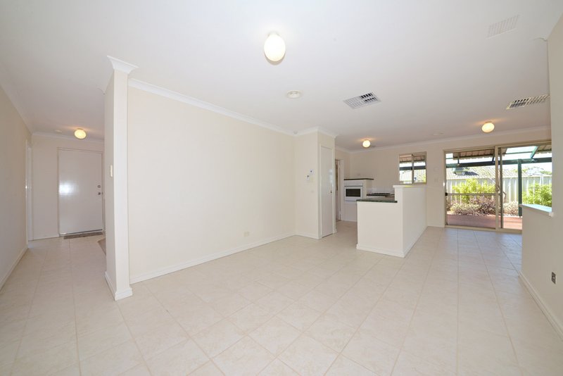 Photo - 3 Annandale Circle, Kinross WA 6028 - Image 10