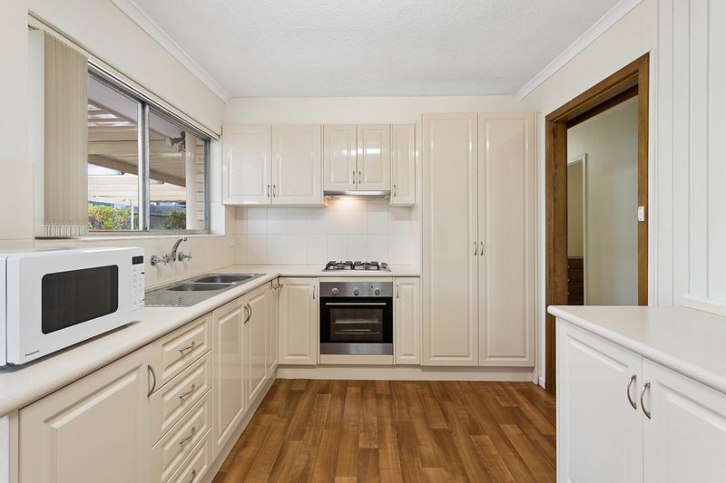 Photo - 3 Anona Way, Fairview Park SA 5126 - Image 12