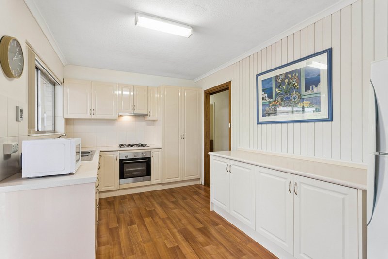 Photo - 3 Anona Way, Fairview Park SA 5126 - Image 13