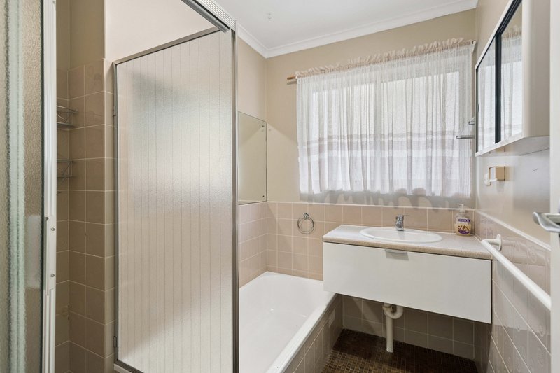 Photo - 3 Anona Way, Fairview Park SA 5126 - Image 15