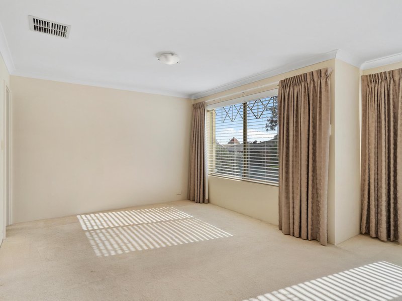 Photo - 3 Antibes Court, Mindarie WA 6030 - Image 14