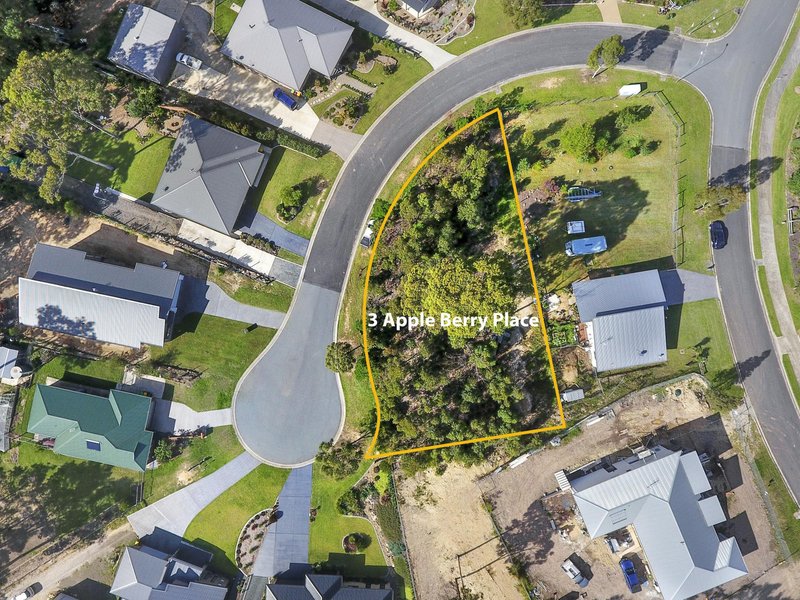 3 Apple Berry Place, North Batemans Bay NSW 2536