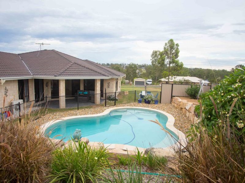 3 Appleby Close, Kensington Grove QLD 4341