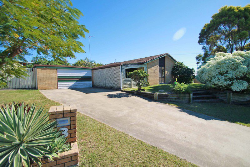 3 Aquarius Street, Clinton QLD 4680