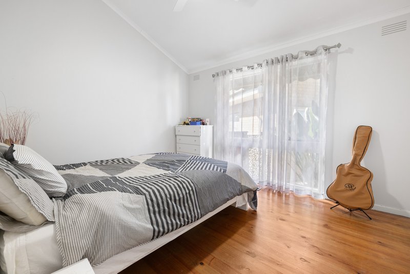 Photo - 3 Aquinas Court, Hoppers Crossing VIC 3029 - Image 6