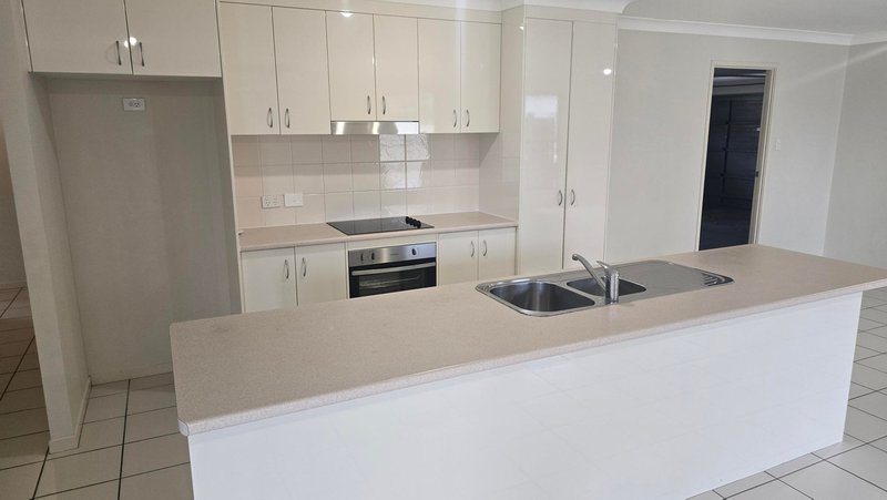 Photo - 3 Aretha Lane, Narangba QLD 4504 - Image 2