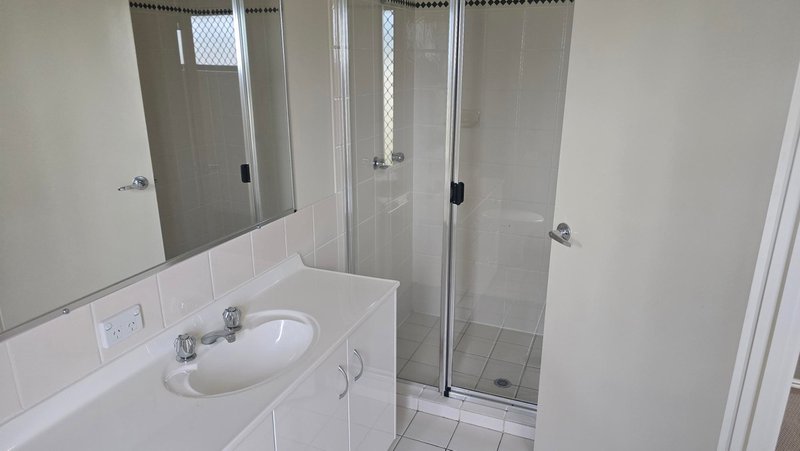 Photo - 3 Aretha Lane, Narangba QLD 4504 - Image 7