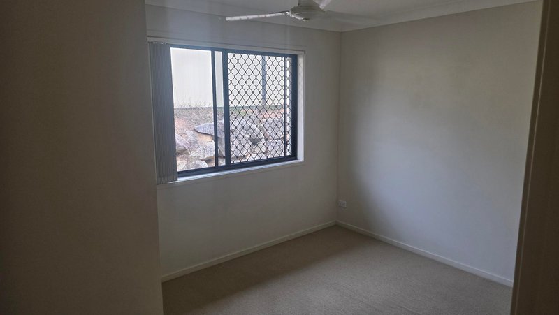 Photo - 3 Aretha Lane, Narangba QLD 4504 - Image 10
