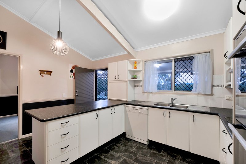 Photo - 3 Argyle Crescent, Coes Creek QLD 4560 - Image 3