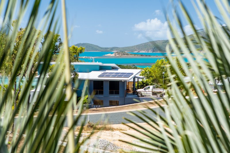 Photo - 3 Arkhurst Street, Hideaway Bay QLD 4800 - Image 2