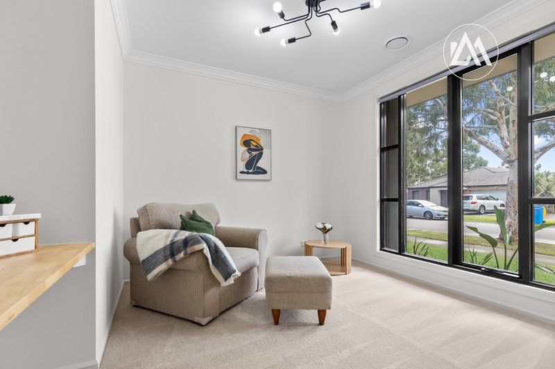 Photo - 3 Armstrong Street, Cranbourne East VIC 3977 - Image 17
