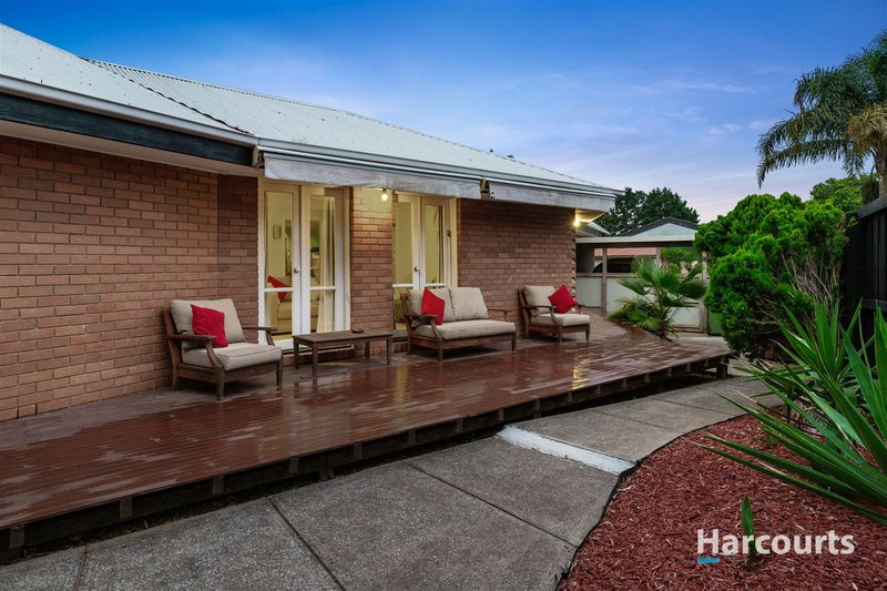 Photo - 3 Arnhem Court, Rowville VIC 3178 - Image 11