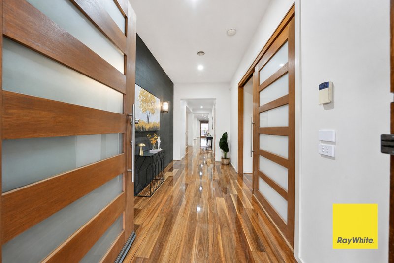 Photo - 3 Arnolds Creek Boulevard, Harkness VIC 3337 - Image 3
