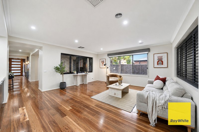 Photo - 3 Arnolds Creek Boulevard, Harkness VIC 3337 - Image 4