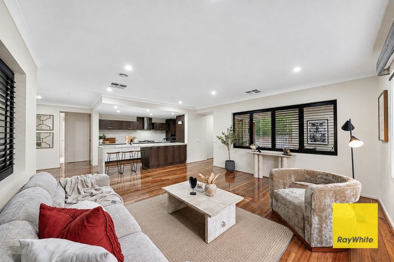 Photo - 3 Arnolds Creek Boulevard, Harkness VIC 3337 - Image 7