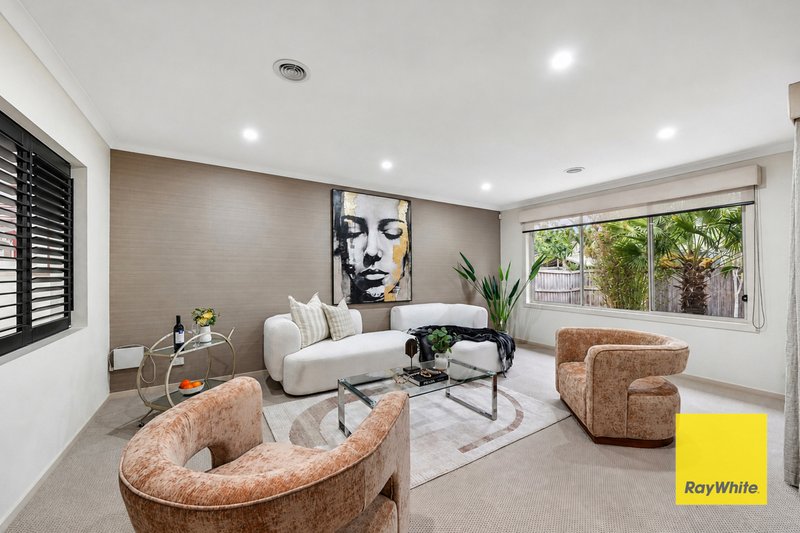 Photo - 3 Arnolds Creek Boulevard, Harkness VIC 3337 - Image 9