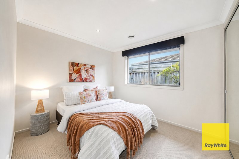 Photo - 3 Arnolds Creek Boulevard, Harkness VIC 3337 - Image 10