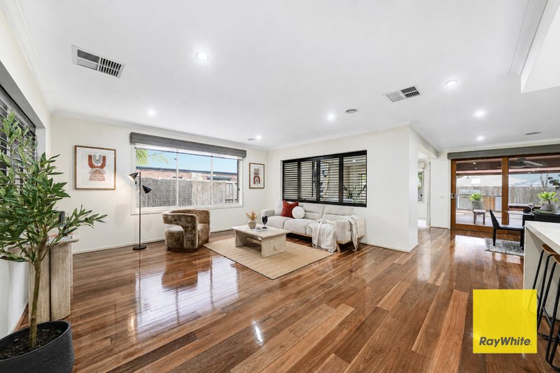 Photo - 3 Arnolds Creek Boulevard, Harkness VIC 3337 - Image 14