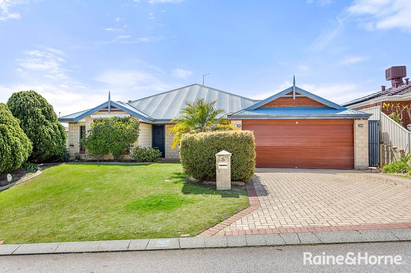 Photo - 3 Arreton Way, Hocking WA 6065 - Image 1