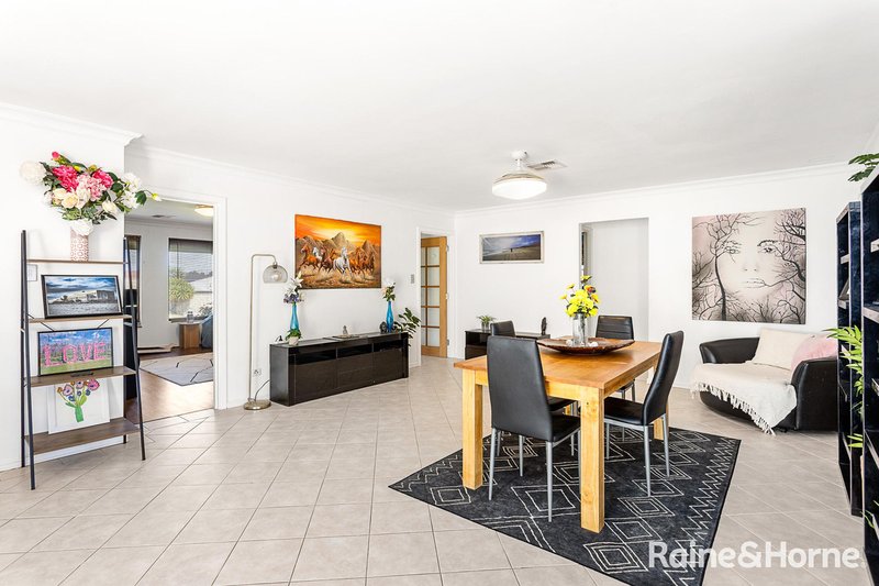 Photo - 3 Arreton Way, Hocking WA 6065 - Image 12