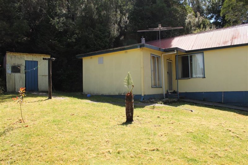 Photo - 3 Arthur Street, Queenstown TAS 7467 - Image 10