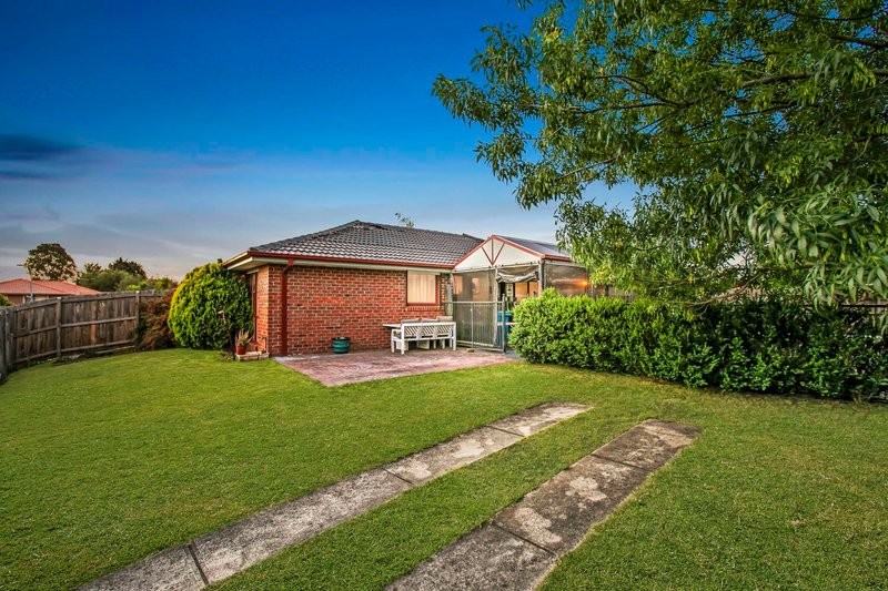 Photo - 3 Ashfield Drive, Berwick VIC 3806 - Image 15