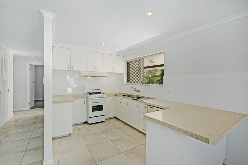 Photo - 3 Ashford Street, Tewantin QLD 4565 - Image 3