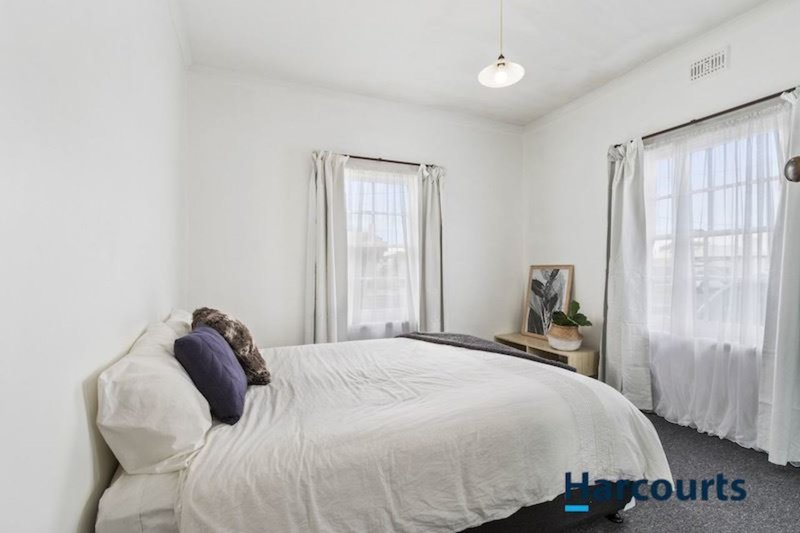 Photo - 3 Ashgrove Street, Devonport TAS 7310 - Image 5