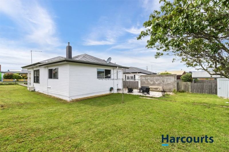 Photo - 3 Ashgrove Street, Devonport TAS 7310 - Image 8