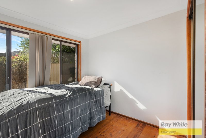 Photo - 3 Aspen Street, Bossley Park NSW 2176 - Image 14