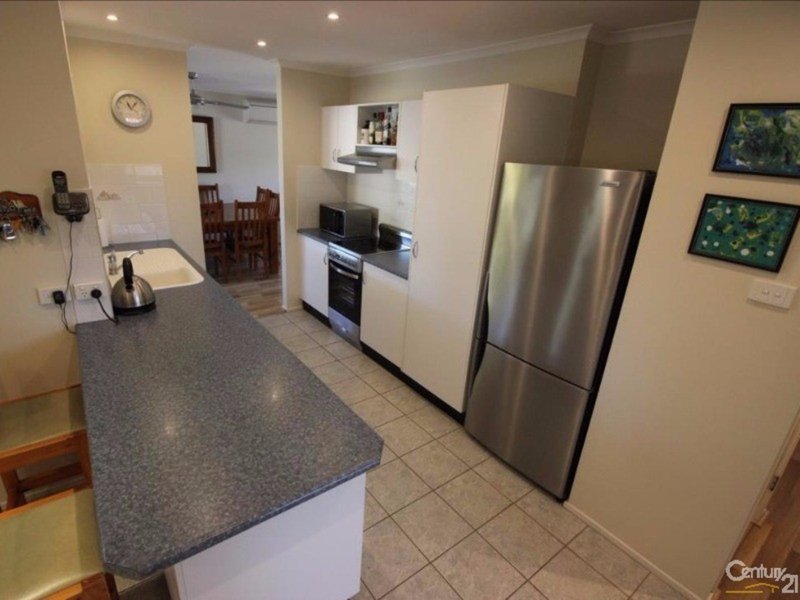 Photo - 3 Aster Close, Cameron Park NSW 2285 - Image 3