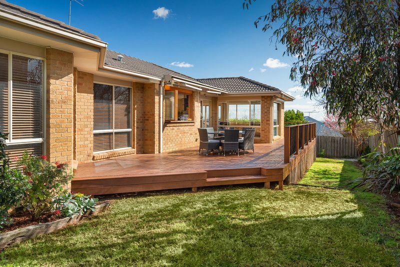 Photo - 3 Astrid Court, Berwick VIC 3806 - Image 18