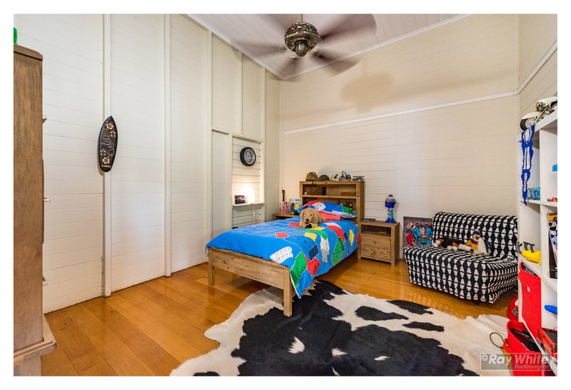 Photo - 3 Athelstane Street, The Range QLD 4700 - Image 23