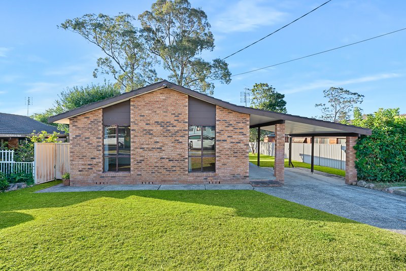 3 Audie Parade, Berkeley Vale NSW 2261