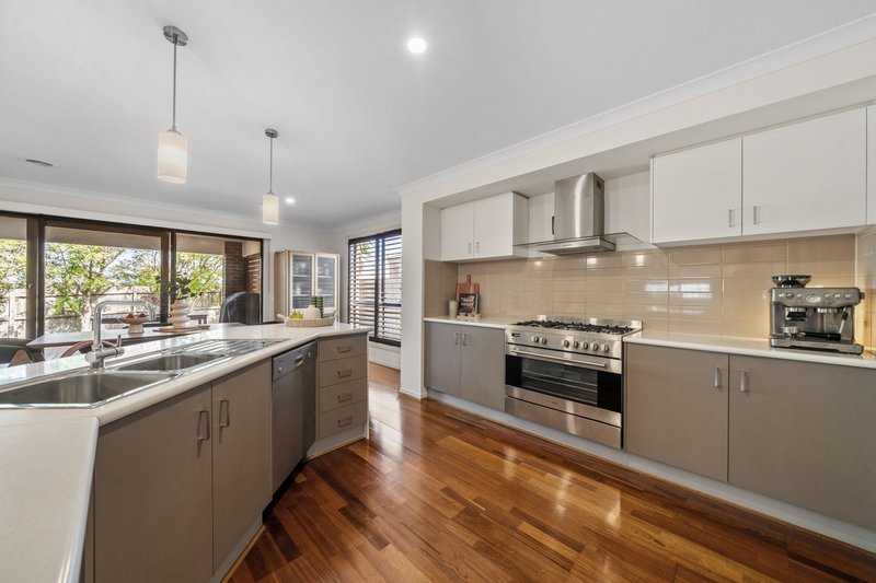 Photo - 3 Audrey Lane, Berwick VIC 3806 - Image 4