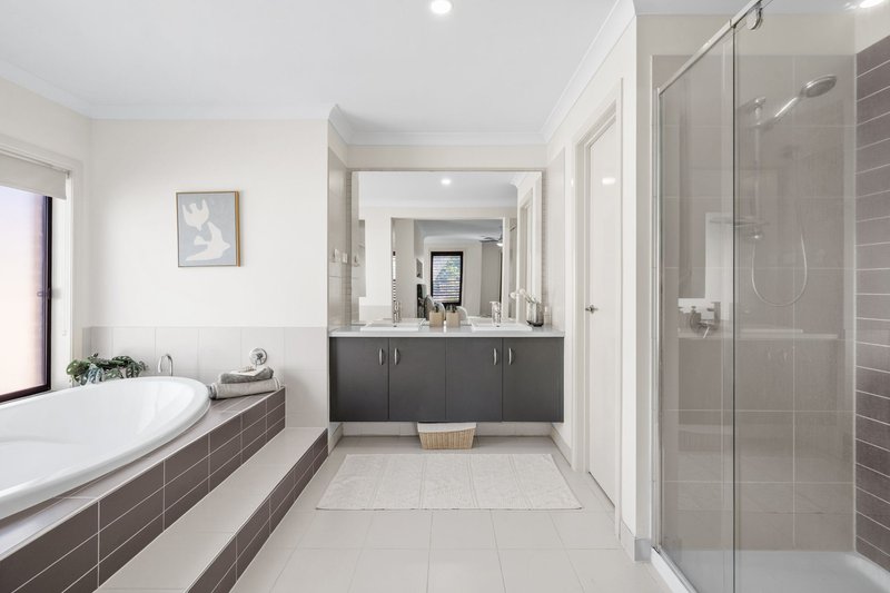Photo - 3 Audrey Lane, Berwick VIC 3806 - Image 14