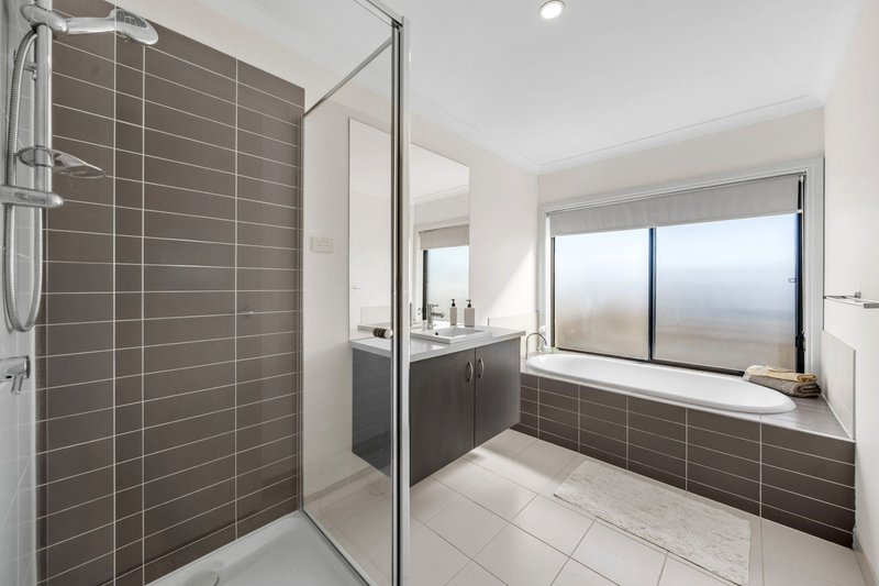 Photo - 3 Audrey Lane, Berwick VIC 3806 - Image 17