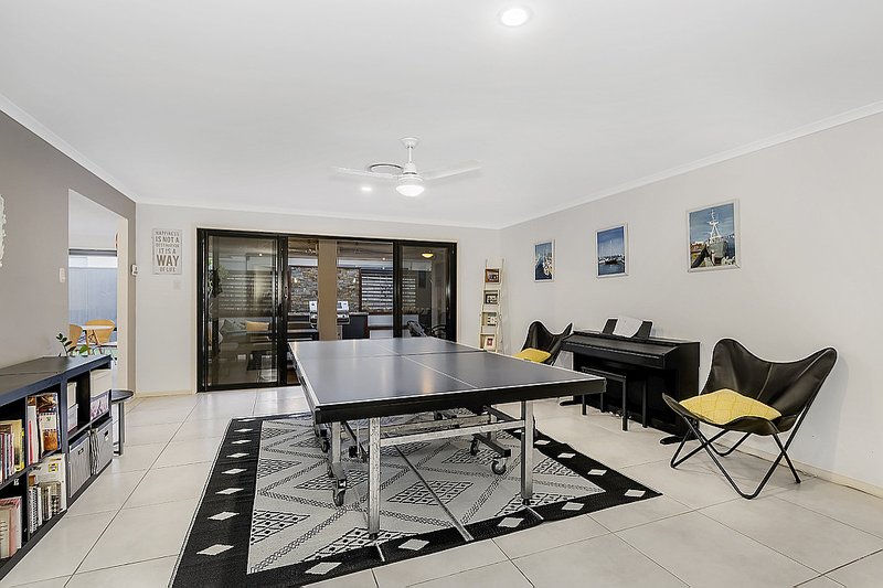 Photo - 3 Ausmaid Lane, Coomera Waters QLD 4209 - Image 9