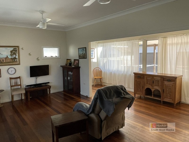 Photo - 3 Austin Street, South West Rocks NSW 2431 - Image 1