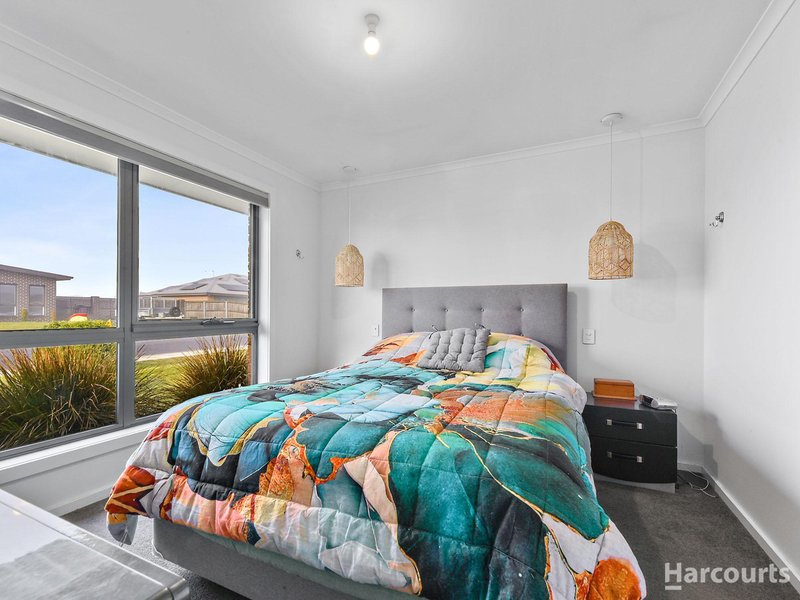 Photo - 3 Axton Close, George Town TAS 7253 - Image 8