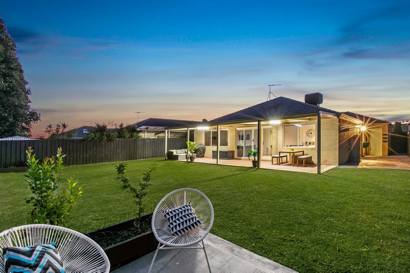 Photo - 3 Azalea Avenue, Pakenham VIC 3810 - Image 13