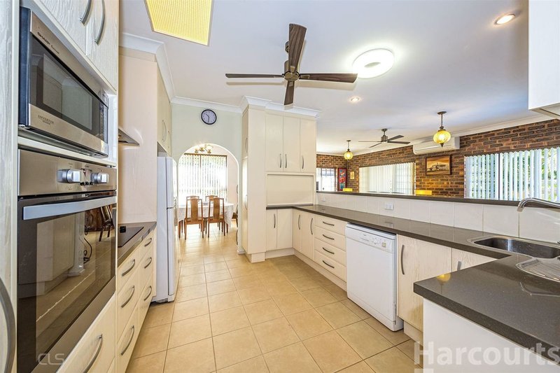 Photo - 3 Azalea Dr , Bongaree QLD 4507 - Image 4