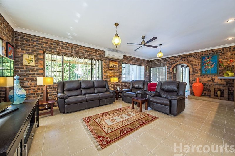 Photo - 3 Azalea Dr , Bongaree QLD 4507 - Image 6