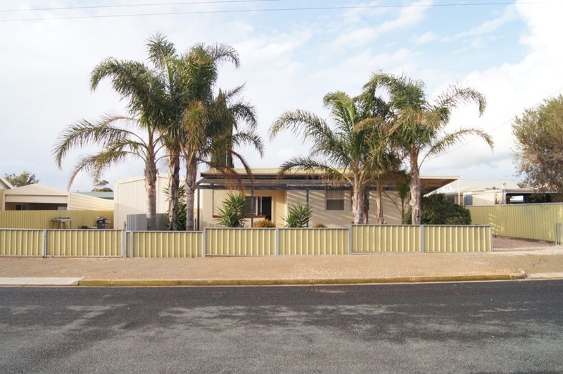 Photo - 3 Bagot Street, Wallaroo SA 5556 - Image 2