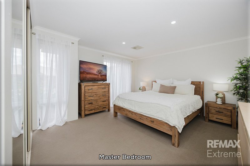 Photo - 3 Baldwin Link, Butler WA 6036 - Image 5