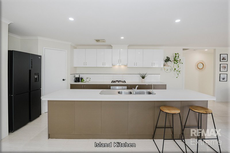 Photo - 3 Baldwin Link, Butler WA 6036 - Image 10